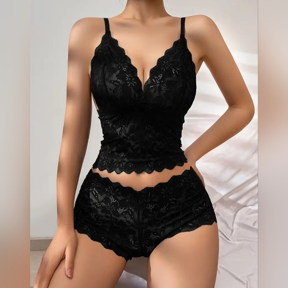 New! Elegant Black Lace Camisole Set NWT! - Picture 2 of 3
